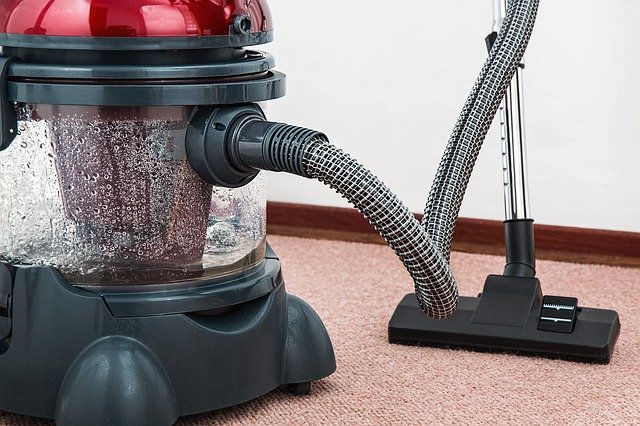 vacuum-cleaner-657719_640